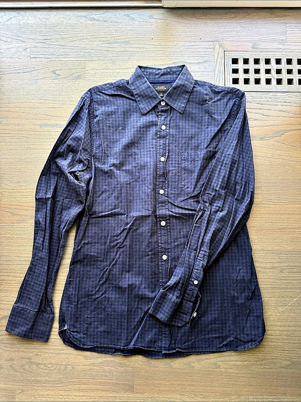 Allen Edmonds Men's Checkered Button Down Blue & Brown Medium